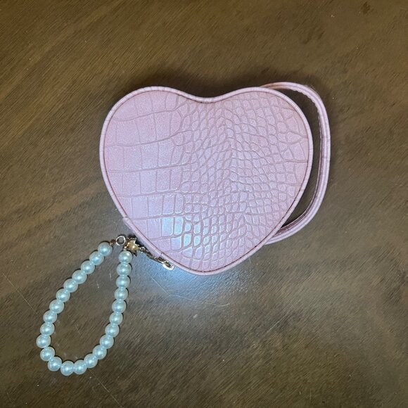 ❤️SOLD❤️ The Luv Aj x Boys Lie Pink Heart Jewelry Case - Picture 3 of 11